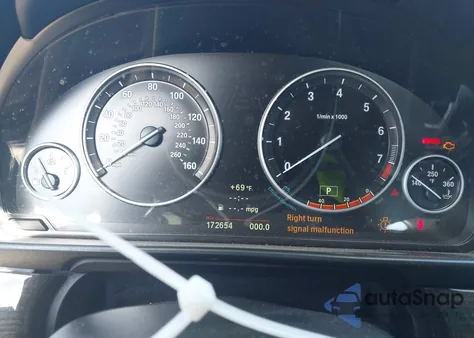 2013 BMW 528 I z USA, uszkodzony, nr VIN 0WBAXG5C54DDY3393